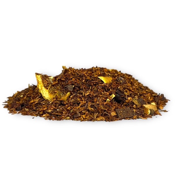 Seitenansicht des Orange-Schoko Rooibos-Tees von AY Natural auf weißem Hintergrund.